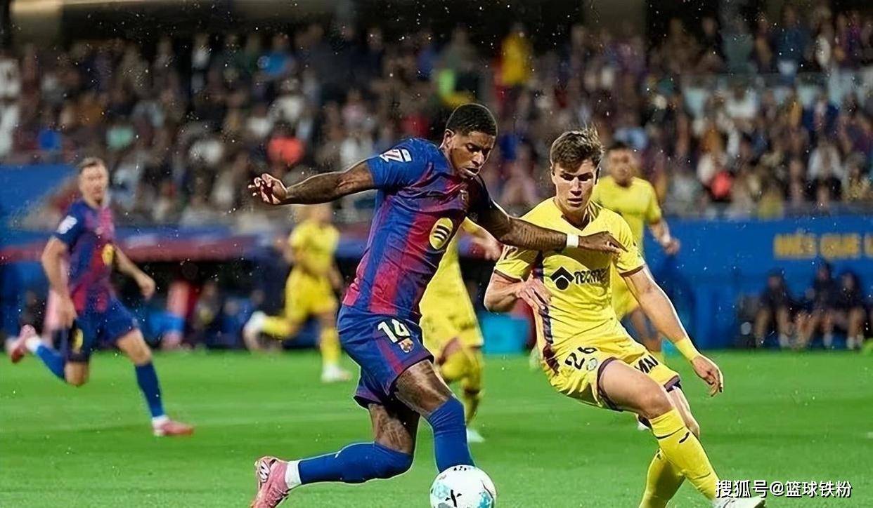 拉什福德因晨会迟到失首发，替补登场献助攻，此前他曾多次因纪律受罚