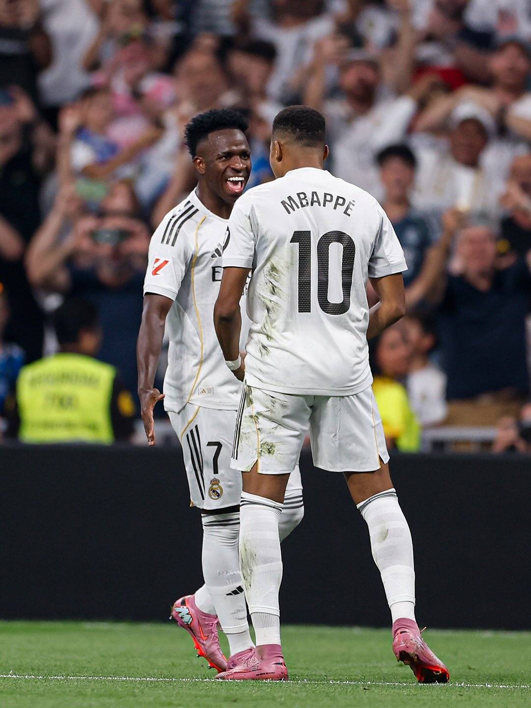 看完姆巴佩十场十四球的恐怖数据，才懂为何说这是他生涯最佳开局